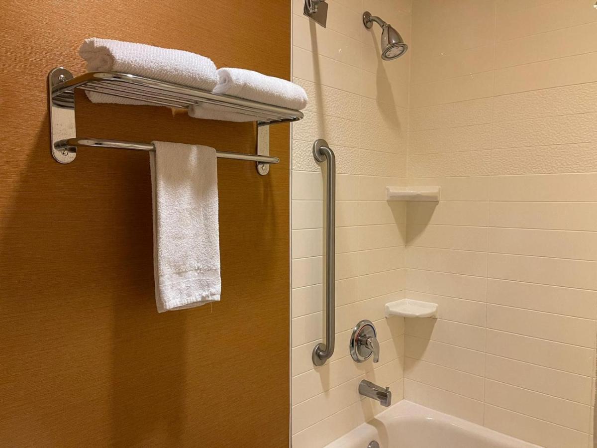 Baymont By Wyndham Hotel 3*