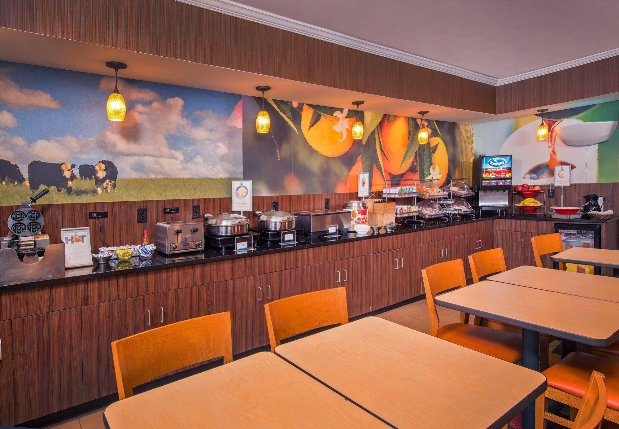 Hotel Baymont By Wyndham Chambersburg